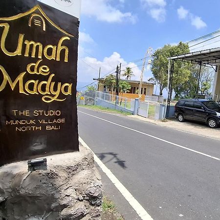 Umah De Madya & Rooftop De Madya Munduk  Luaran gambar
