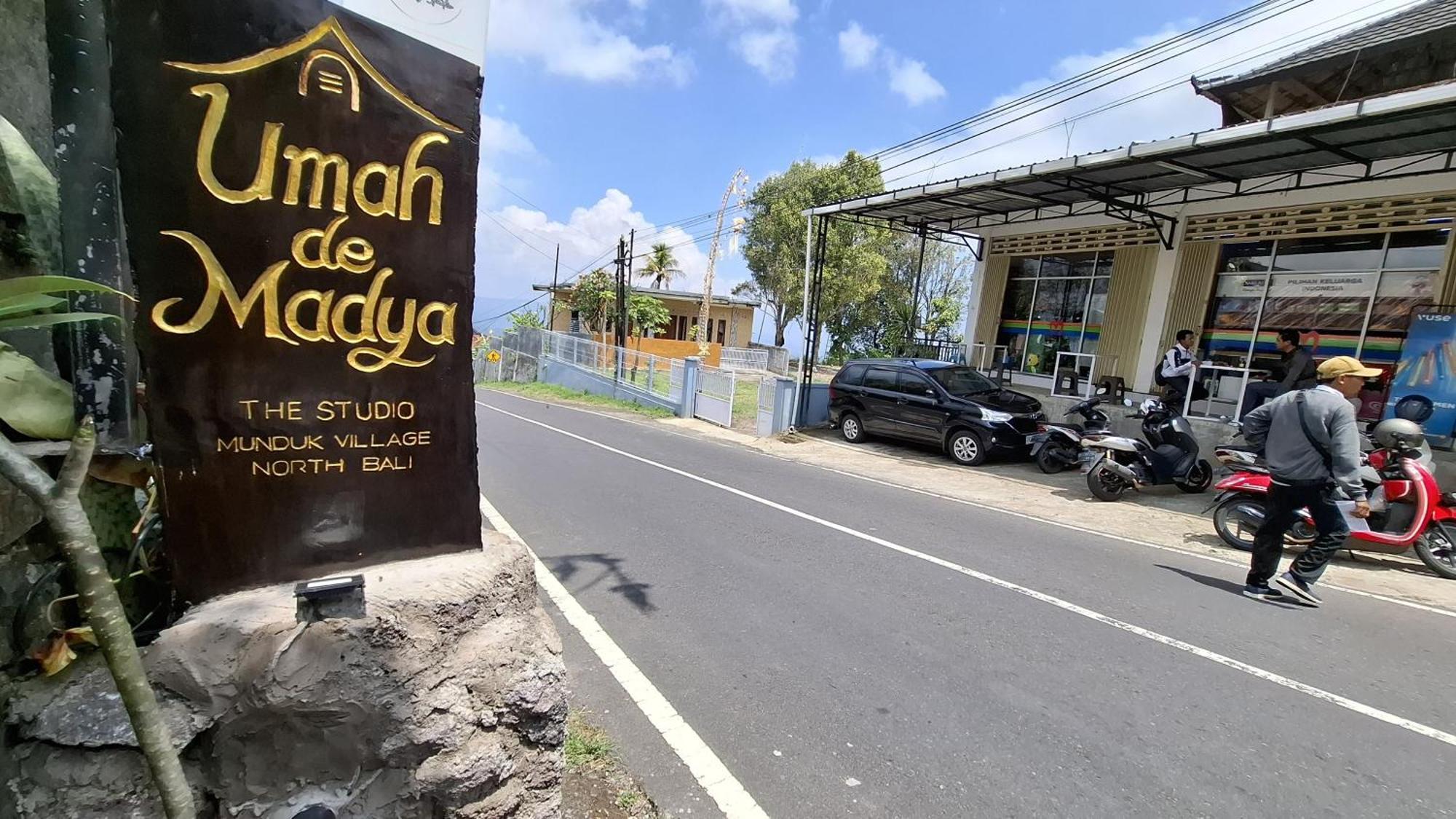 Umah De Madya & Rooftop De Madya Munduk  Luaran gambar